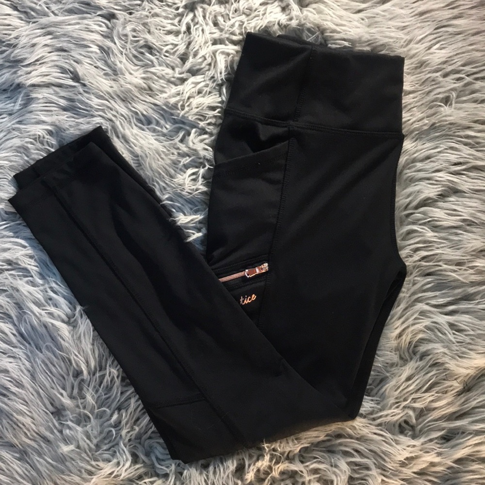 Wore once  black leggings with pockets